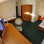 Penzion Wellness & Restaurant Zoborska, Free Parking Nitra