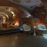 Wellness & Restaurant Zoborska, Free Parking בית הארחה