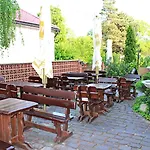 Penzion Wellness & Restaurant Zoborska, Free Parking Nitra