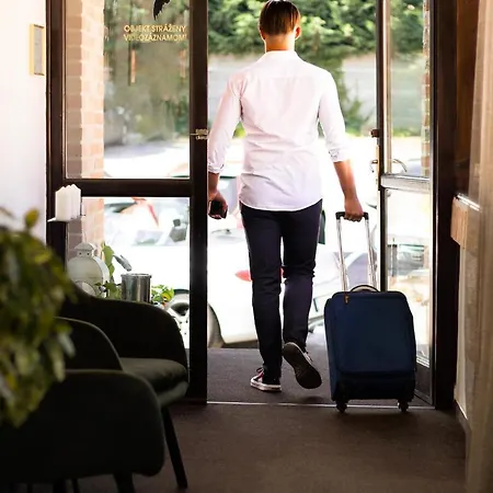 Wellness & Restaurant Zoborska, Free Parking 3*