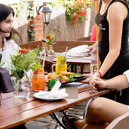 Wellness & Restaurant Zoborska, Free Parking 4* Нитра