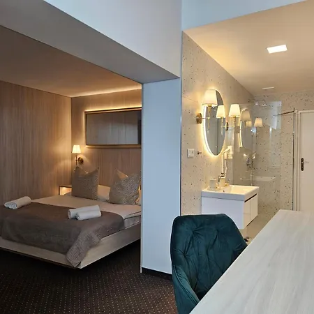 Penzion&wellness Zoborska 3*
