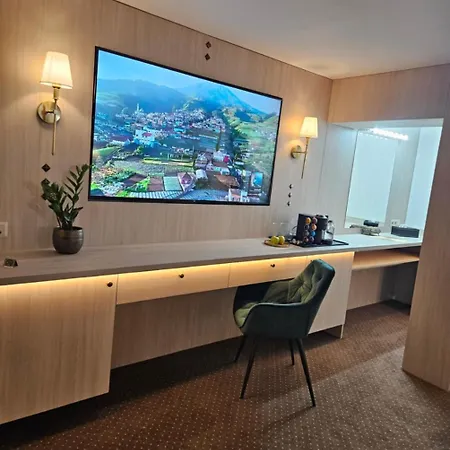 Wellness & Restaurant Zoborska, Free Parking 3*