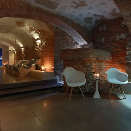 Wellness & Restaurant Zoborska, Free Parking Гостевой дом