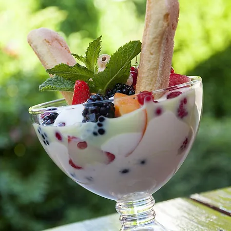 Wellness & Restaurant Zoborska, Free Parking