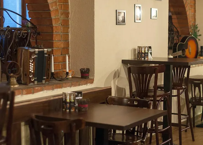 Wellness & Restaurant Zoborska, Free Parking Νίτρα